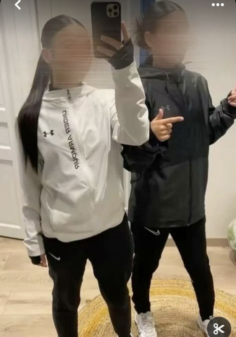 Ootd Jogging, Lacoste Outfit, Nike Hoodie Outfit, Outfit Jogging, Lacoste Tn, Nike Tech Fleece Tracksuit, Ensemble Jogging, Under Armour Outfits, Jogging Outfit