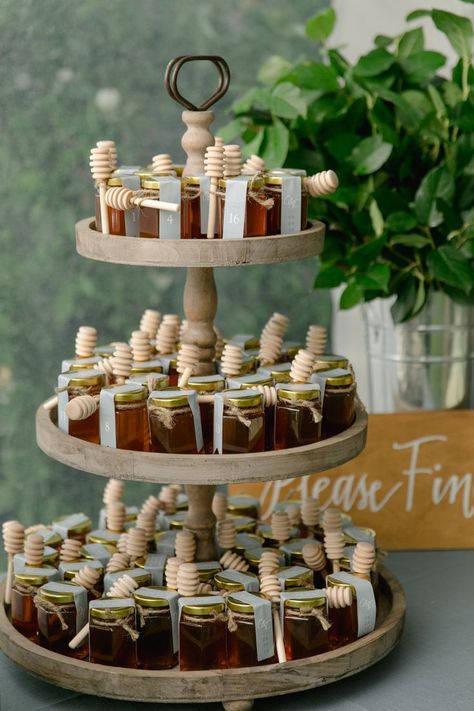 Honey Guest Gift, Mini Honey Jars Wedding Favors, Honey As A Gift, Found My Honey Wedding Favor, Mini Honey Jars, Honey Jars Baby Shower Favors, Honey Favors Wedding, Honey Jars Wedding Favors, Honey Favours