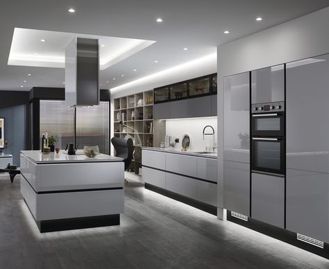 Kitchen Ideas Modern Luxury, Luxury Kitchen Design, Grey Kitchens, Kitchen Room Design, Kitchen Trends, Grey Kitchen, Dove Grey, Black Kitchens, Luxury Kitchen