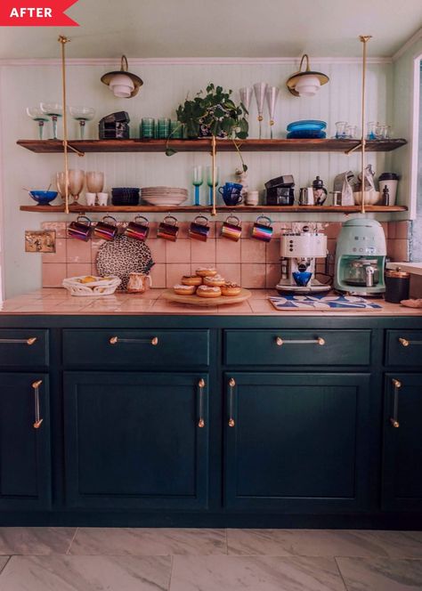 Jewel Tone Kitchen, Wallpapered Kitchen, Vintage Boho Kitchen, Diy Kitchen Makeover, Artistic Kitchen, Layout Kitchen, Bold Kitchen, Painted Cabinets, Kitchen Diy Makeover