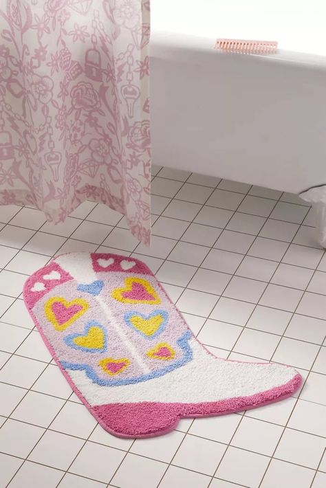 Retro Cowgirl, Cozy Bathroom, Sale Sign, Apt Ideas, Cowgirl Aesthetic, Faux Fur Rug, Bath Mats Bathroom, Fur Rug, Bathroom Rugs Bath Mats