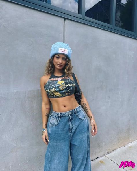 Danileigh looking goodt in her #fashionnova jeans👖#danileigh Danileigh Outfits, Dani Leigh, Fashionnova Jeans, Exotic Women, Fashion Nova, Magazine, Outfit Inspo, On Instagram, Black