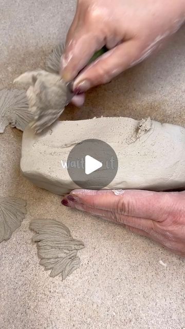 Pottery on Instagram: "Credit @shanas_toepferwerkstatt Make a Christmas tree with me!" How To Make A Clay Christmas Tree, Ceramic Tree Sculpture, Raku Sculpture Ideas, Xmas Pottery Ideas, Handmade Ceramic Ornaments, Clay Tree Sculpture, Air Clay Projects, Christmas Pottery Ideas Ceramics, Christmas Clay Crafts