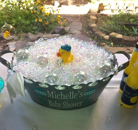 BUBBLES BABY SHOWER | CatchMyParty.com Bathtub Gifts, Duck Race, Ducky Baby Showers, Ideas For Baby Shower, Ducky Baby Shower, Baby Shower Wreath, Rubber Ducky Baby Shower, Bubble Birthday, Baby Shower Duck