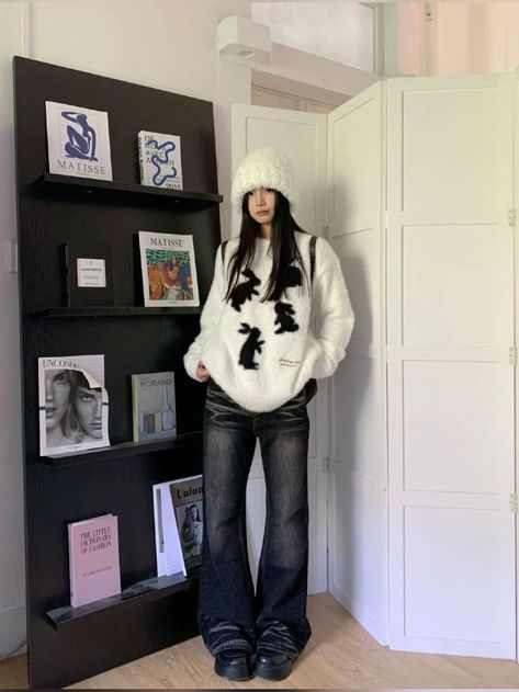 Korea Fashion Aesthetic, Korean Aesthetic Outfits Winter, Chinese Outfit Aesthetic, Winter Chinese Fashion, Japan Outfit Fall Season, Douyin Winter Fashion, Winter Outfits Chinese, Xiaohongshu Winter Outfits, Winter Outfits Douyin