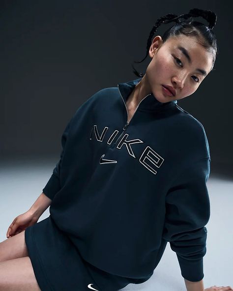 Nike Sportswear Phoenix Fleece Women's Oversized 1/4-Zip Logo Top. Nike UK Nike Sportswear Phoenix Fleece, Sportswear Outfits, Nike Sportswear Women, Luxury Loungewear, Luxury Sportswear, Top Nike, Loungewear Luxury, Trendy Clothes For Women, Sportswear Women