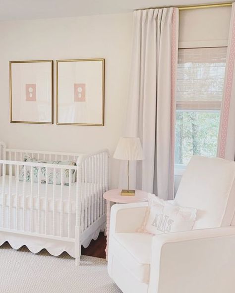 PinchofPretty Art & Design on Instagram: "what nursery dreams are made of 💕 #intaglios #grasscloth #nurseryart #interiordesign #shopsmall #birminghamart #nurseydesign" White Nursery Pink Accents, Southern Charm Nursery, Southern Classic Nursery, Babygirl Nursery Decor, Grand Millennial Style Nursery, Classy Pink Nursery, All Pink Nursery, Girly Pink Nursery, Serena Lily Nursery