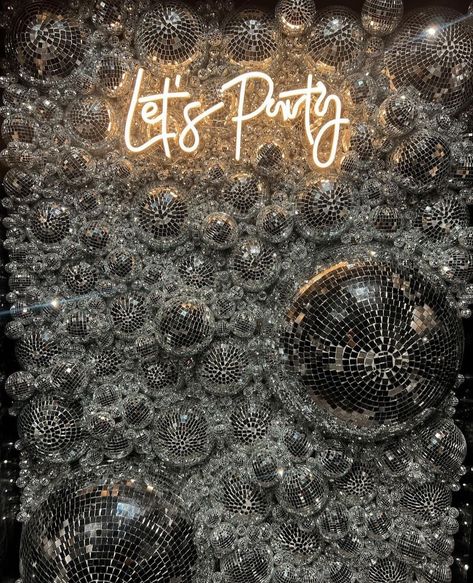 Cool Neon Signs, 30th Birthday Decorations, Disco Theme, Sparkle Party, New Year Designs, Beautiful Views Video, Disco Balls, Throw A Party, Disco Party