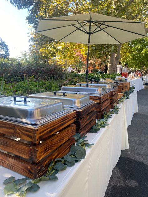 Taco Bar Catering, Wedding Buffet Table, Outdoor Buffet, Buffet Set Up, Catering Table, Food Set Up, Catering Food Displays, Buffet Table Decor, Delicious Appetizers