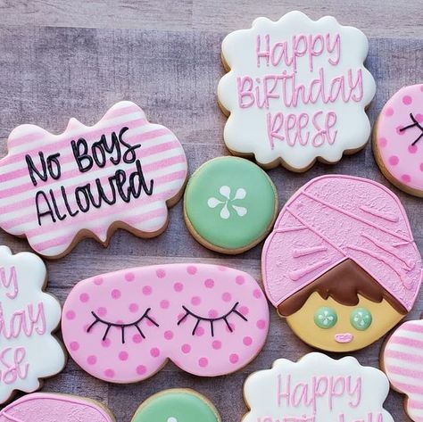 Spa Party Cookies Ideas, Spa Birthday Party Cookies, Spa Themed Party Food, Spa Day Cookies Decorated, Spa Themed Cupcakes, Spa Birthday Cookies, Spa Themed Cookies, Spa Day Cake Girl Birthday, Spa Day Cookies