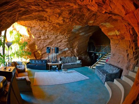 Cliff Jump, Jump It, Grand Staircase Escalante, Escalante National Monument, Go Glamping, Rock Climbing Wall, Cave House, Glamping Site, Utah Travel