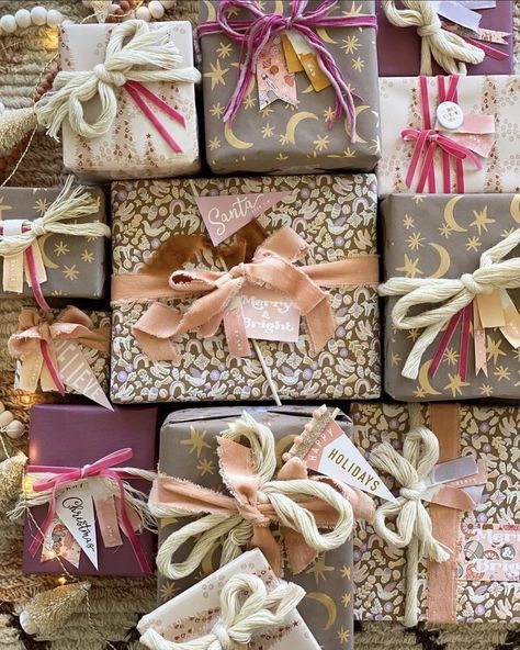 Unique Gift Wrapping Ideas Creative, Boyfriend Cute Gifts, Wrapping Paper Aesthetic, Gift Wrapping Ideas Creative, 5 Senses Gift For Boyfriend, Unique Gift Wrapping Ideas, 5 Senses Gift, Senses Gift