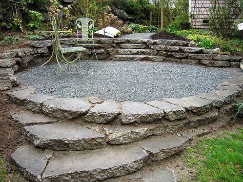 garden terrace using recycled concrete slab and gravel Recycled Concrete, Terraced Landscaping, Sloped Yard, Concrete Patios, Gravel Patio, Stone Patio, Pergola Patio, Paver Patio, Concrete Patio