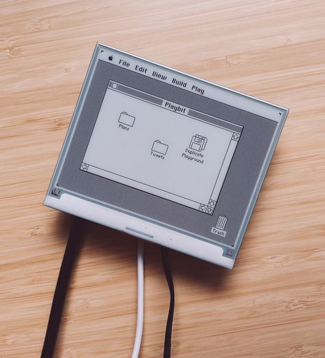 E Ink, E Ink Display, Techno Gadgets, Tactical Life, Tech Aesthetic, Computer Engineering, Computer History, Raspberry Pi Projects, Pixel Art Tutorial