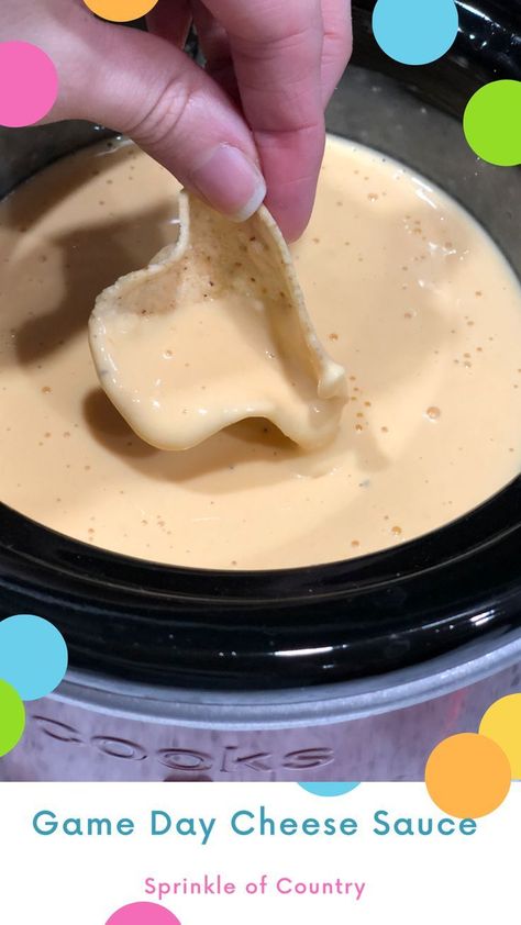 Easy Nacho Cheese, Melted Cheese Sauce, Homemade Nacho Cheese Sauce, Nachos Cheese Dip, Homemade Nachos, Nacho Bar, Homemade Cheese Sauce, Chili Cheese Dogs, Cheddar Cheese Sauce