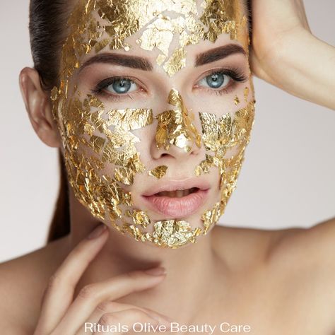 Hey lovelies! I am now chilling out with a golden face mask that is so nourishing for my skin. Being aware of how your skin feels, whether it's dry or oily or combination is sooooo important. I'm just loving products right now that contain 24k Gold. What is your favourite selfcare ritual? Gold Skin, Gold Mask, Skin Detox, Beauty Logo Design, Face Beauty, Beauty Logo, Youthful Skin, Luxury Skincare, Beauty Videos