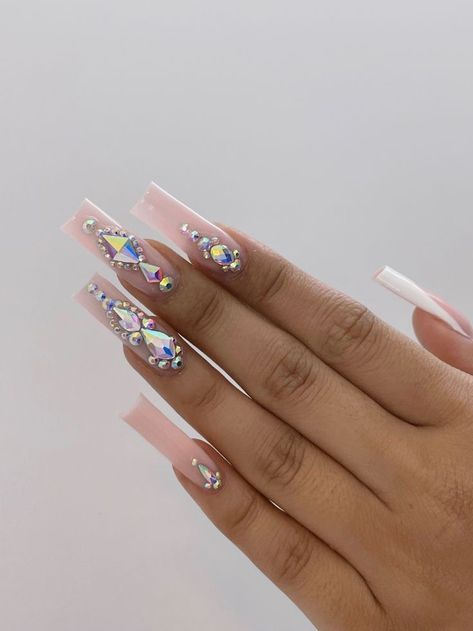 Long Square Nails White, Rhinestone Nails Acrylic, Nude Nails Rhinestones, White Nude Nails, Nail Gem Designs, Square Nails White, Sqaure Nails, Ambre Nails, Snake Skin Nails