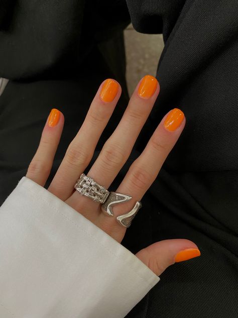 Neon Orange Gel Nails Short, Orange Nail Color Ideas, Short Gel Nails Orange, Orange Nails Natural, Orange Gel Manicure, Solid Color Short Nails, Short Nails Orange, Gel Nails Orange, Orange Short Nails