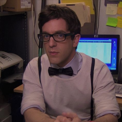 the office | ryan howard | aesthetic icons Ryan From The Office, Ryan The Office, Ryan Howard The Office, The Office Ryan, Howard Aesthetic, Ryan Howard, Office Board, The Office Show, Office Icon