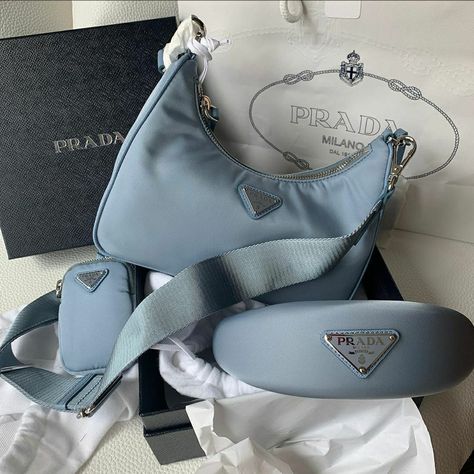 Luxury Things, Money Bags, Bag Prada, Swag Girl Style, Blue Handbags, Luxury Lifestyle Dreams, Fancy Bags, Prada Bags, Girl Swag