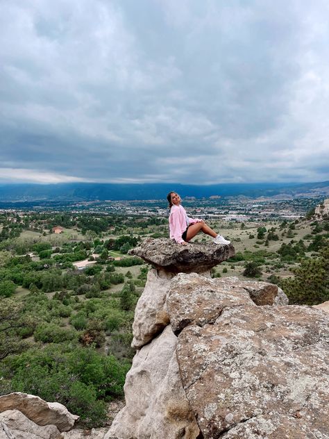 Colorado Hiking Aesthetic, Colorado Instagram Story, Hiking Pics Instagram, Colorado Picture Ideas, Hike Colorado, Hiking Hair, Colorado Vacation Summer, Colorado Aesthetic, Colorado Life