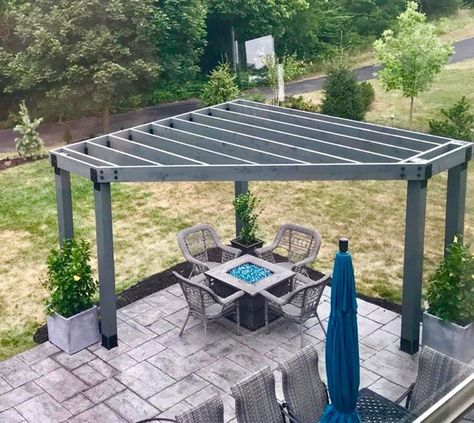 Love the view of this family’s corner pergola over their fire pit! Notice how the color of the glass rocks tie in with their umbrella! Beautiful OWTdoor living space! #ProjectPergola #CornerPergola #OWThardware OZCOBP.com Corner Pergola, Pergola Diy, Pergola Ideas, Retractable Canopy, Pergola Design, Wooden Pergola, Backyard Pergola, Have Inspiration, Pergola Plans