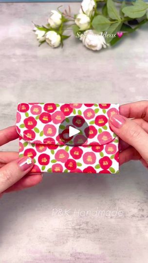 Cardholder Pattern Free, Diy Card Pouch, Diy Cardholder, Credit Card Holder Diy, Credit Card Holder Pattern, Card Wallet Tutorial, Sewing Ideas Easy, Fabric Card Holder, Card Holder Diy