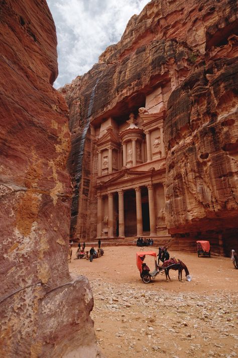 Petra Jordan Travel, 7 World Wonders, City Of Petra, 7 Wonders, Jordan Travel, Petra Jordan, Empire Romain, Wadi Rum, Ancient Maps