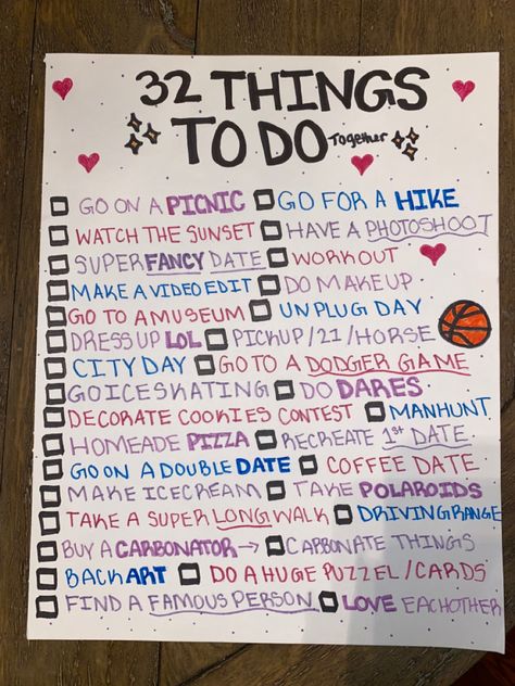 To Do List With Girlfriend, Things To Do For Your Girlfriend Diy, Boyfriend And Girlfriend Bucket List, Boyfriend And Girlfriend Date Ideas, Activities For Boyfriend And Girlfriend, Fun Date Ideas With Boyfriend, Dates By Yourself Aesthetic, Cute Book For Boyfriend, Love Book For Girlfriend