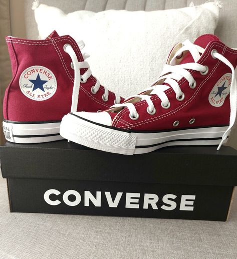 Converse Rouge, Dark Red Converse, Converse Collection, Maroon Converse, Chuck Taylor 70, Purple Converse, Cute Converse, Shoes For School, Preppy Shoes