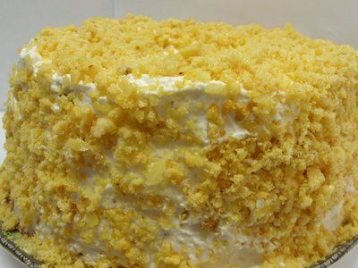 Lemon Crunch Cake Lemon Crunch Cake Recipe, Peanut Butter Pound Cake Recipe, Lemon Crunch Cake, Lemon Crunch, Lemon Sour Cream Cake, Crunch Cake Recipe, Homemade Pound Cake, Cake Recipes At Home, Lemon Pound Cake Recipe