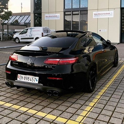 E53 Amg, Mercedes E Class Coupe, Tmax Yamaha, Black Mercedes Benz, C 63 Amg, Mercedes Benz Maybach, Dream Cars Mercedes, E63 Amg, Top Luxury Cars