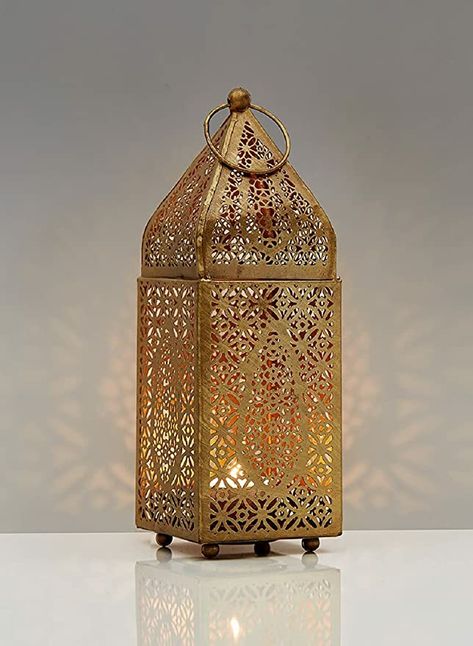 Square Lantern, Metal Candle Lanterns, Tea Display, Wedding Ambiance, Moorish Design, Style Marocain, Gold Lanterns, Lantern Candle Decor, Iron Lanterns