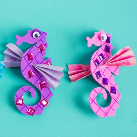 Seahorse Craft, Seahorse Crafts, Under The Sea Crafts, Mermaid Crafts, Sea Crafts, Summer Crafts For Kids, Easy Arts And Crafts, Ocean Crafts, Seahorses