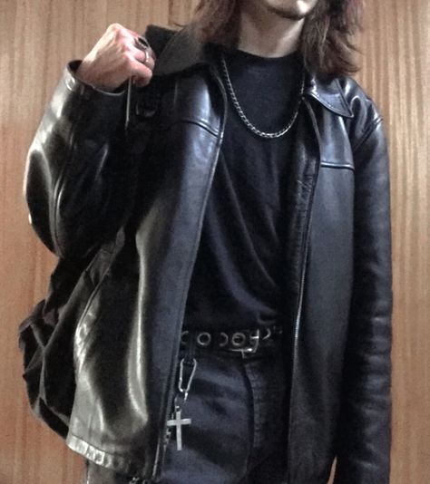 leather jacket rock goth grunge outfit mens outfit long hair dark academia chains cross Dark Fashion Aesthetic Men, Matrix Outfit Street Styles, Goth Men Clothes, Metalhead Fits Men, Masc Rock Outfits, Modern Goth Outfits Men, Long Leather Jacket Outfit Men, Men Fashion Grunge, Grunge Men Style