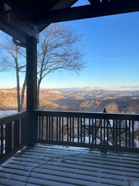 North Carolina Winter, Dream Birthday, Snow Aesthetic, Carolina Mountains, Mountains Snow, Makeover Bedroom, Carolina Girl, Blowing Rock, North Carolina Mountains