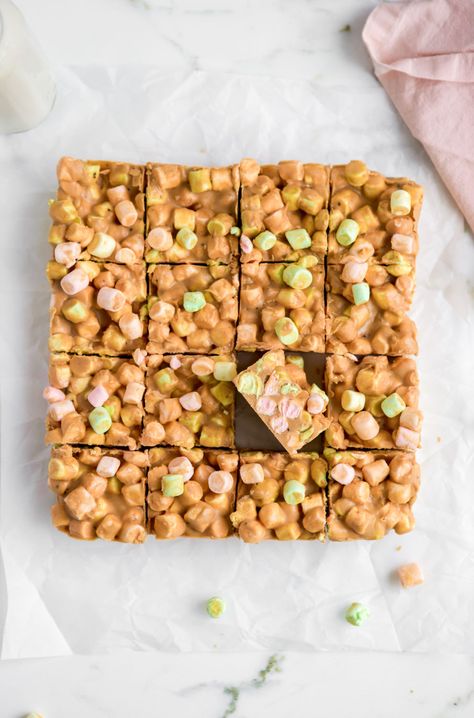 Marshmellow Squares Peanut Butter, Marshmallow Squares Peanut Butter, Marshmallow Peanut Butter Squares, Peanut Butter Butterscotch Marshmallow, Butterscotch Marshmallow Squares, Butterscotch Marshmallow, Peanut Butter Marshmallow Bars, Butterscotch Peanut Butter, Confetti Squares