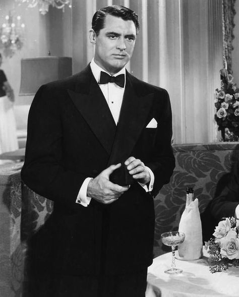 Carry Grant, Gary Grant, Old Hollywood Style, Hollywood Men, Cary Grant, Actrices Hollywood, Interesting People, Golden Age Of Hollywood, Silver Screen