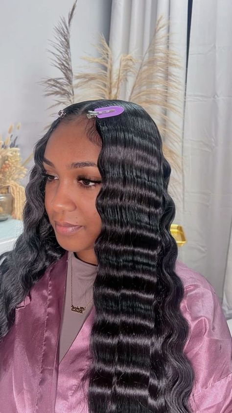 #follow #hairgoals #hair #hairstyles #beautyblog #blogging #blogger #blog Sew In With Crimps Middle Part, Frontal Wig Hairstyles, Birthday Hairstyles, Crimped Hair, Quick Weave Hairstyles, Pretty Braided Hairstyles, Slick Hairstyles, Hair Laid, Dope Hairstyles