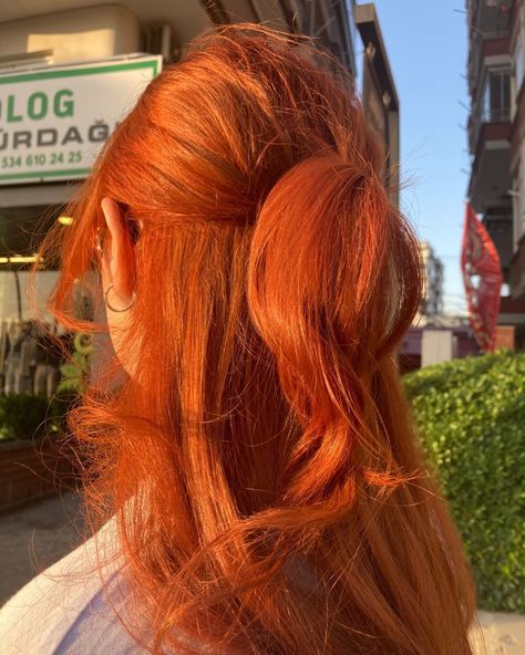 Wolfcut Red Hair, Red Hair With Blue Highlights, Orange Hair Aesthetic, Orange Color Hair, Orange Red Hair, Orange Hair Dye, Red Hair Looks, Red Hair Inspo, Dye My Hair