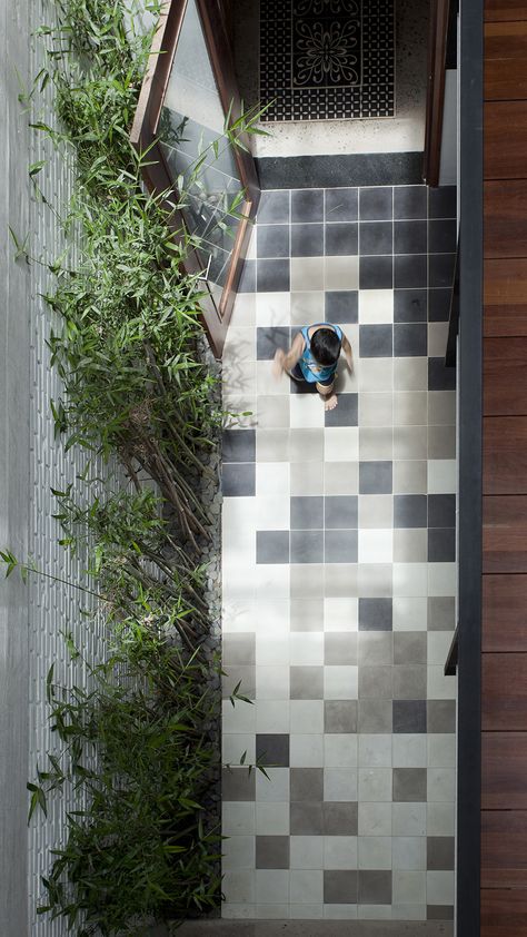 Image 3 of 27 from gallery of B House / i.House Architecture and Construction. Photograph by Le Canh Van, Vu Ngoc Ha House Architecture, I House, Paving Pattern, Small Courtyards, Patio Interior, Tile Inspiration, Outdoor Tiles, Interior Floor, Phase 2