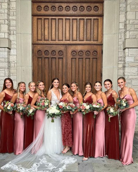 Pink Burgundy Wedding Theme, Dark Pink Fall Wedding, Valentines Day Wedding Ideas Bridesmaid Dresses, Burgundy And Pink Bridesmaid Dresses, Dark Rose Bridesmaid Dresses, June Wedding Bridesmaid Dresses, Dark Pink Wedding Theme, Red And Pink Bridesmaid Dresses, Cinnamon Rose Wedding Color Scheme