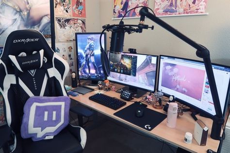 Room For Shifting, Streamer Room, Studio Seni, Gaming Computer Room, Geek Room, Gaming Desk Setup, Gamer Setup, Gamer Room Decor, Otaku Room