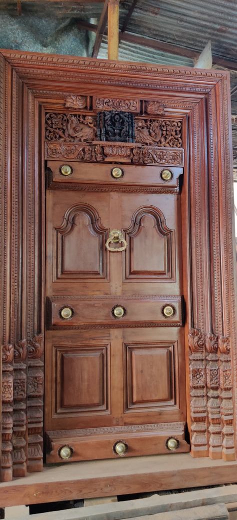 South Indian traditional doors, Athiren furniture+91 9789687915 Traditional Doors Kerala, Traditional South Indian Main Doors, Indian Doors Entrance, South Indian Door Design, Traditional Door Design Indian, South Indian Main Door Design, Traditional Doors Indian, Main Door Design Entrance Indian Traditional, Traditional Main Door Design Indian