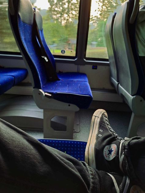 Converse black converse bus ride bus public transport blue autumn fall marauders converse all star aesthetic vibe Public Transportation Aesthetic, Public Bus Aesthetic, Marauders Converse, Public Transport Aesthetic, Transport Aesthetic, All Star Aesthetic, Buzzcut Season, Earthy Girl, Star Aesthetic