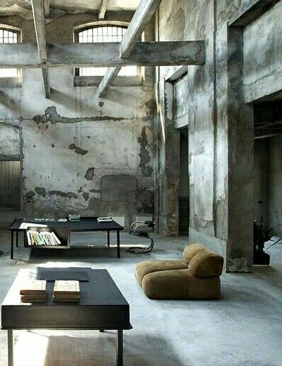 Industrial Workspace, Vincenzo De Cotiis, Concrete Interiors, Concrete Walls, Loft Industrial, Vintage Industrial Decor, Interior Vintage, Industrial Living, Industrial Interior Design