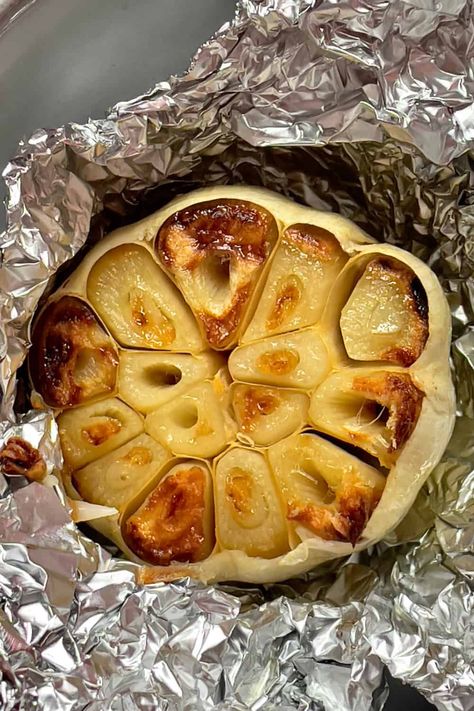 Roast Garlic Bulb, Air Fryer Roasted Garlic, Roast Whole Garlic, Cloves Recipes, Roasted Garlic Recipe, Roasting Garlic In Oven, Roast Garlic, Small Air Fryer, Garlic Bulbs