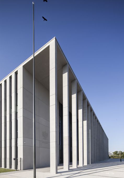 Gallery of Regional Court Building in Siedlce / HRA Architects - 5 Court Building Architecture, Court Architecture, David Chipperfield Architecture, Chipperfield Architecture, Church Design Architecture, David Chipperfield Architects, Architectural Competition, Internal Courtyard, Modern Architects