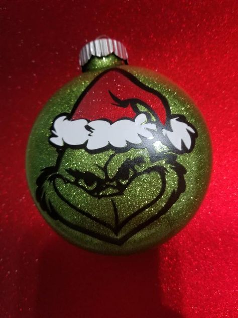 Glitter Ornaments Diy, Grinch Decorations, Mini Christmas Ornaments, Bulb Ornaments, Light Bulb Ornaments, Disney Christmas Ornaments, Grinch Ornaments, Bird Christmas Ornaments, Christmas Themes Decorations