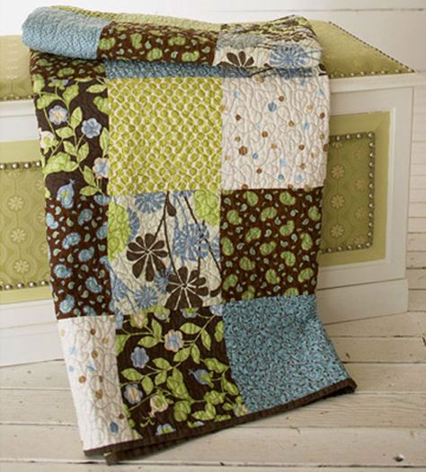 This project of 8-1/2-inch squares makes for easy quilting with a huge impact. Bright greens, soft blues, and dark browns allow this quilt to easily transition between seasons Colchas Quilting, Free Quilt Tutorials, Quilt Book, Big Block Quilts, Beginner Quilt Patterns, Easy Quilt Patterns, Patchwork Quilt Patterns, Wall Quilts, Quilting For Beginners